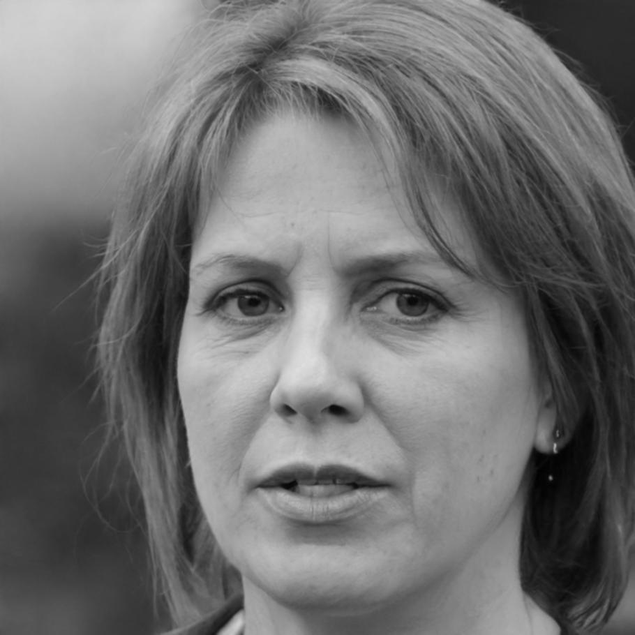 Portrait de Léonie Beaumont, spécialiste support utilisateur